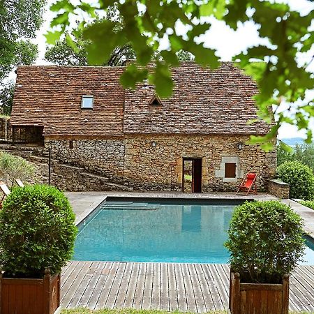 Chambres D'Hotes Avec Piscine La Rossillonie Бейнак-э-Казенак Экстерьер фото