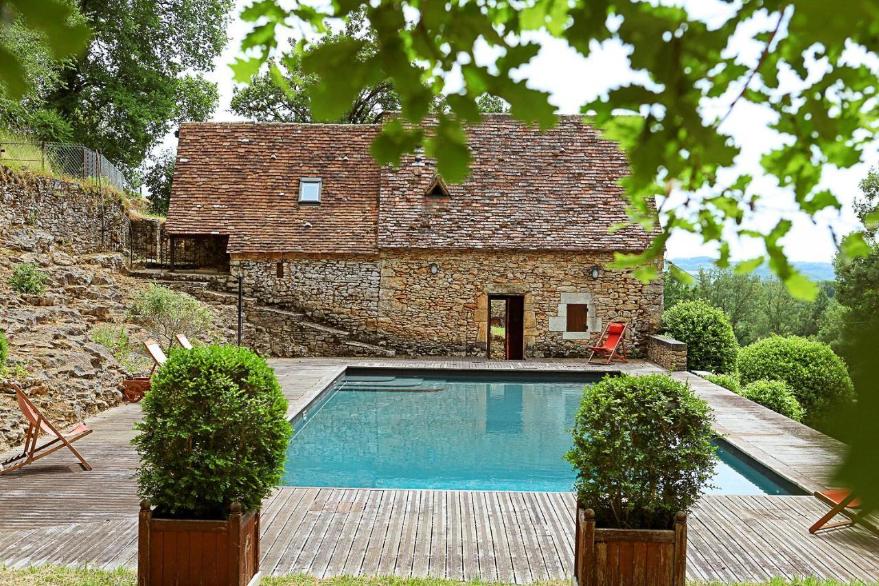 Chambres D'Hotes Avec Piscine La Rossillonie Бейнак-э-Казенак Экстерьер фото